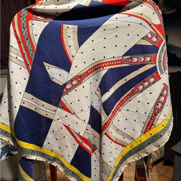 Colorful Patterned Scarf - Picture 4 of 6